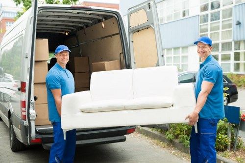 Moving service for homes in Hampstead with local street access